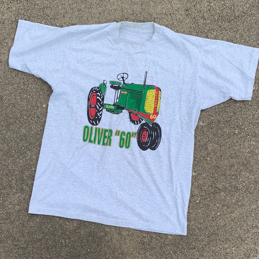 Oliver '60' Graphic Tee — Light Gray with Green Tractor